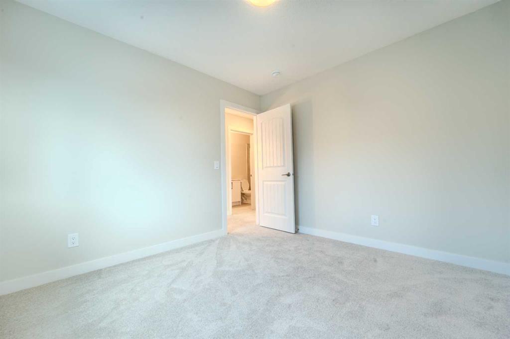 124 Waterford Way Property Photo 28