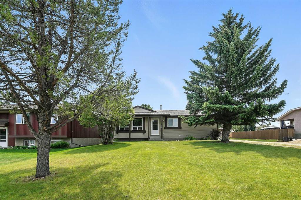 4725 56 Avenue Property Photo 1
