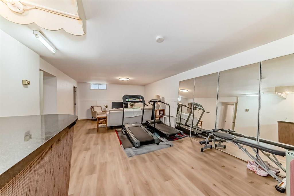 368 Capri Crescent Property Photo 30