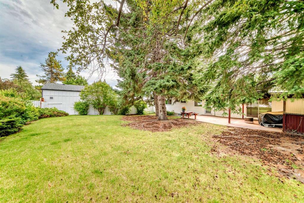 368 Capri Crescent Property Photo 40