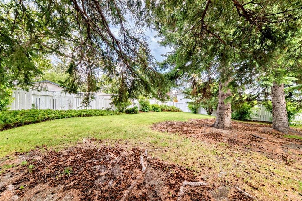 368 Capri Crescent Property Photo 43
