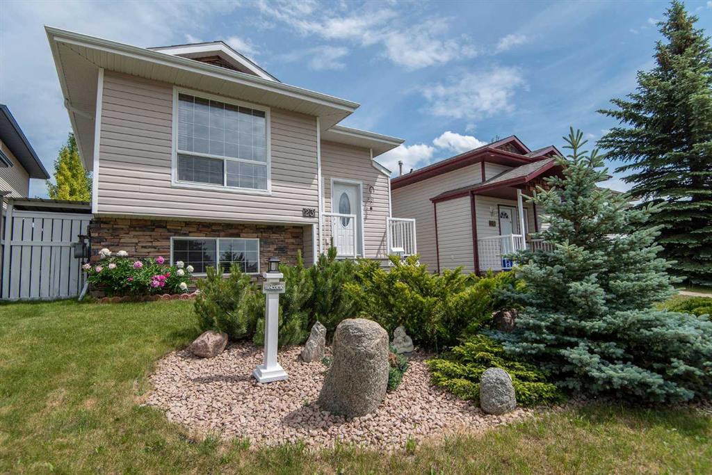 23 Ralston Crescent Property Photo 1