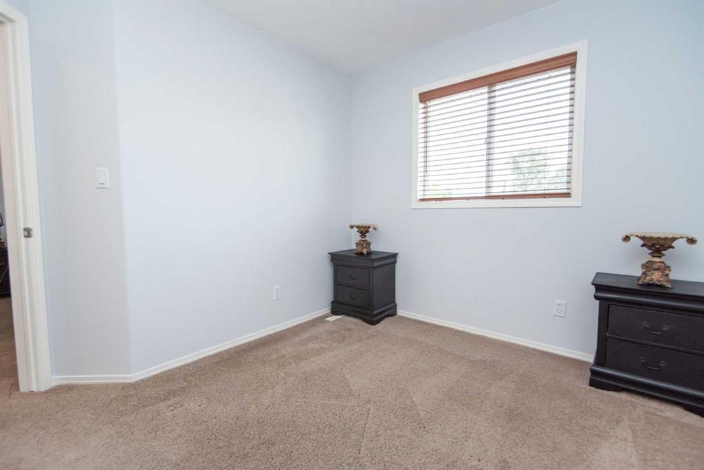 23 Ralston Crescent Property Photo 14
