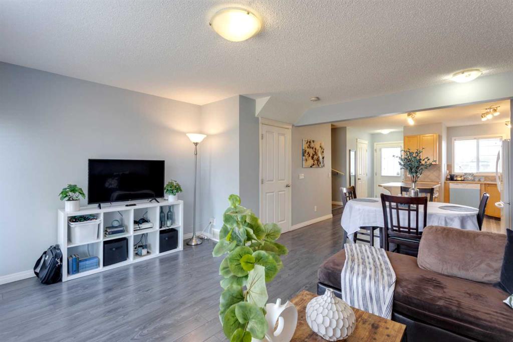 140 Sagewood Boulevard 205 Property Photo 11
