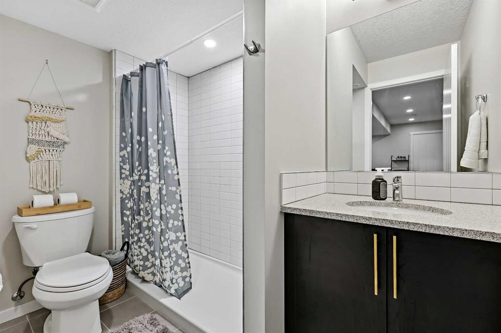 242 Marquis Court Property Photo 22