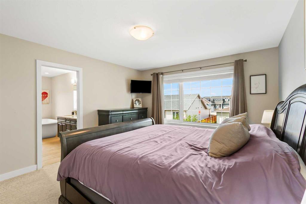 6 Viceroy Crescent Property Photo 24
