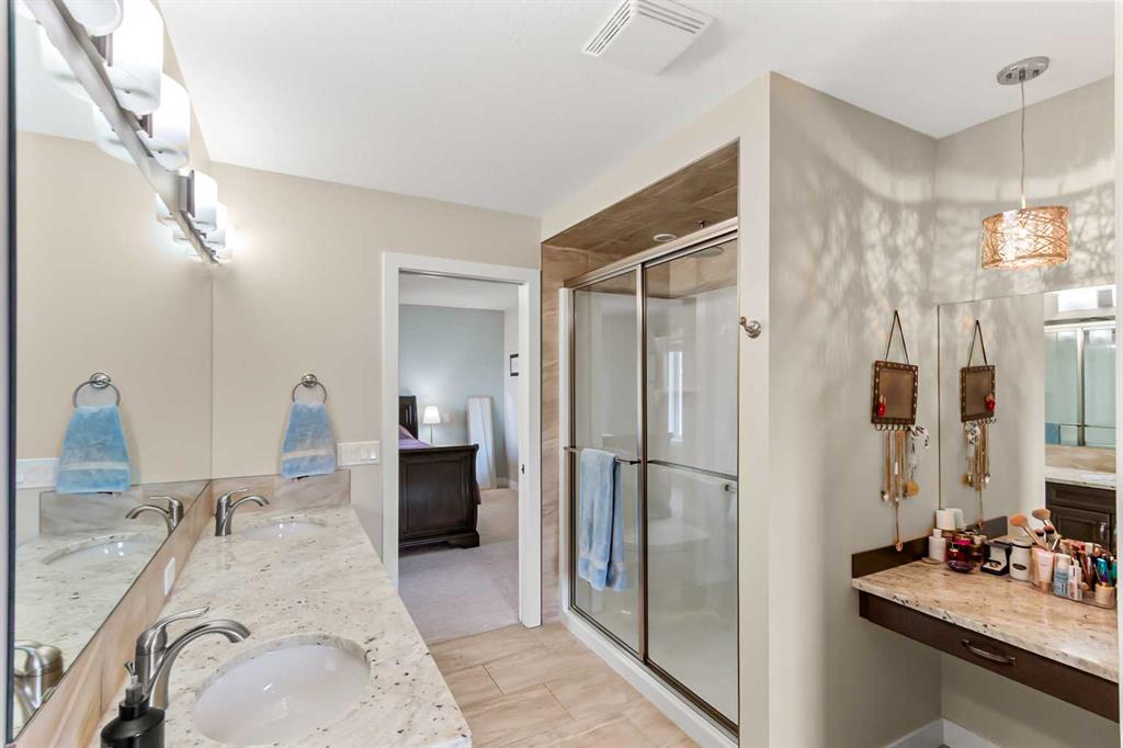 6 Viceroy Crescent Property Photo 28