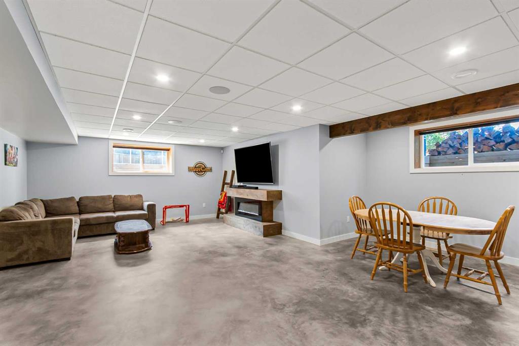 6 Viceroy Crescent Property Photo 31