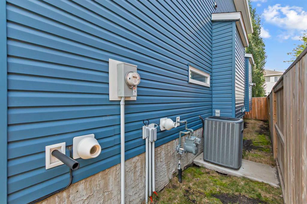 6 Viceroy Crescent Property Photo 49