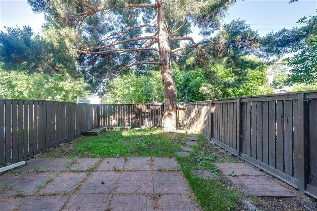 5935 63 Street 39 Property Photo 16
