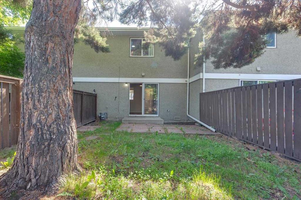 5935 63 Street 39 Property Photo 17