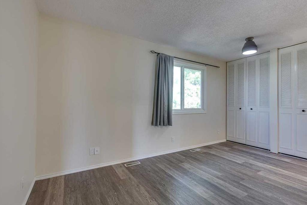 5935 63 Street 39 Property Photo 21