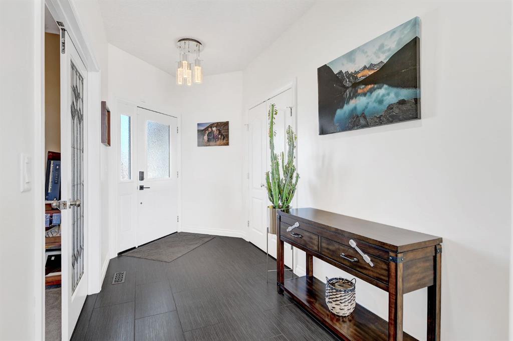 15109 102a Street Property Photo 3
