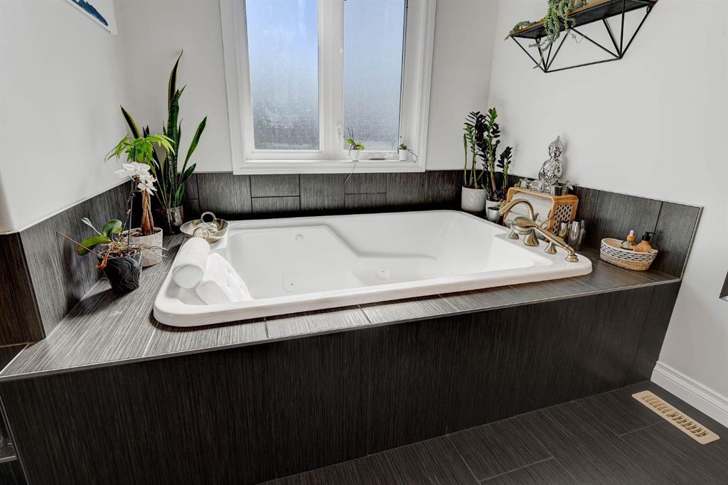 15109 102a Street Property Photo 22