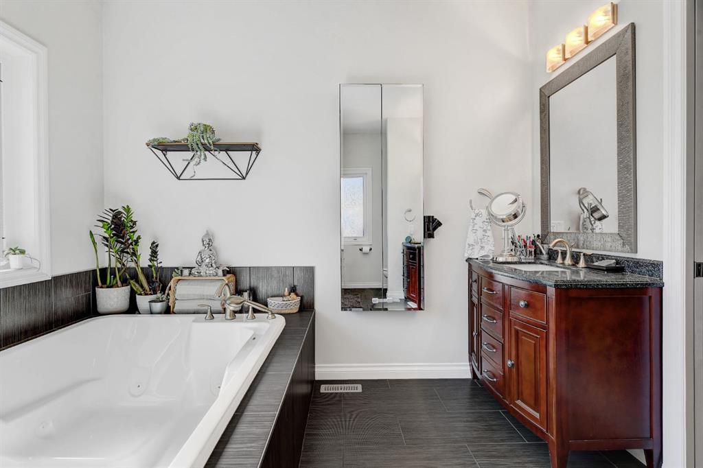 15109 102a Street Property Photo 23