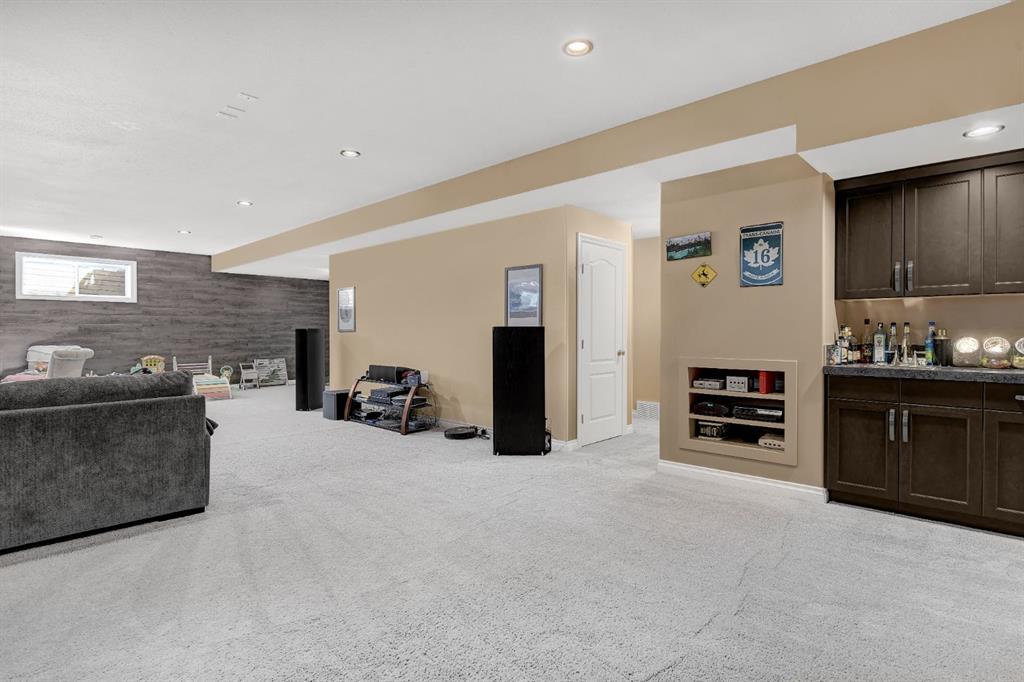 15109 102a Street Property Photo 28