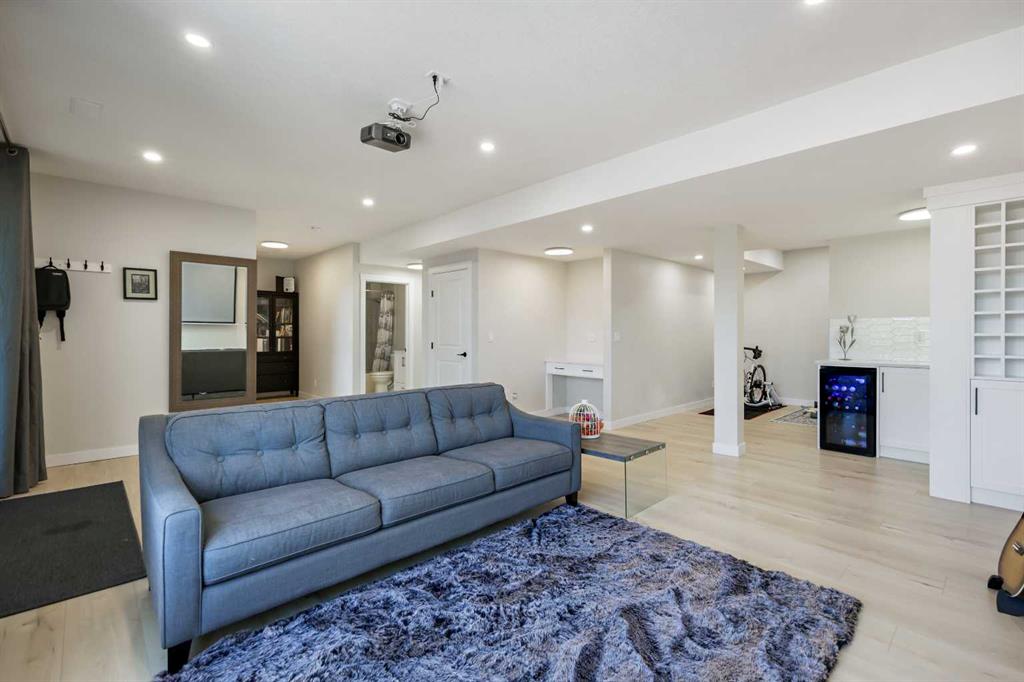 9 Cranbrook Cape Property Photo 38