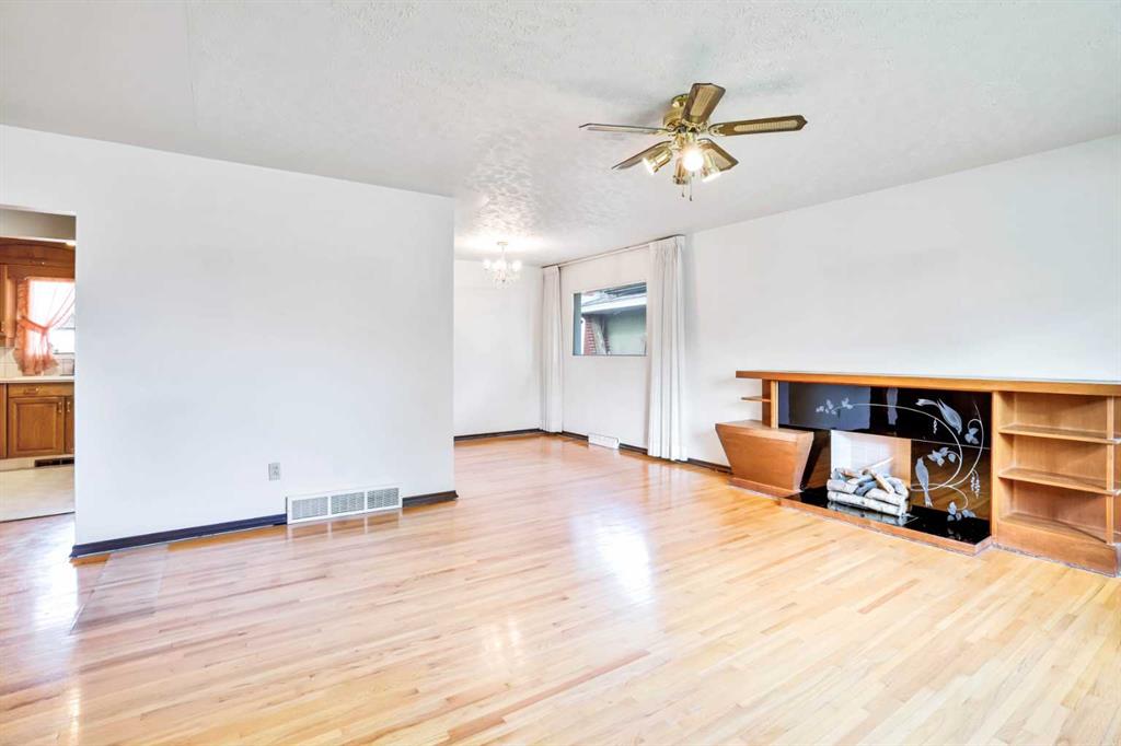 53 Hollyburn Road Property Photo 4