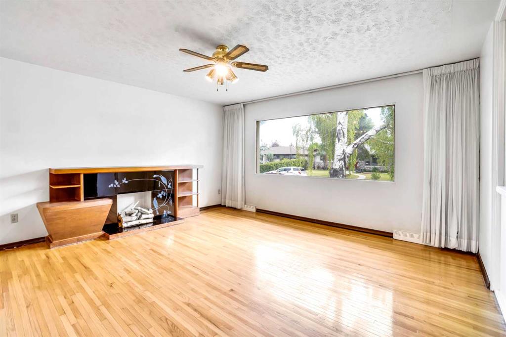 53 Hollyburn Road Property Photo 6