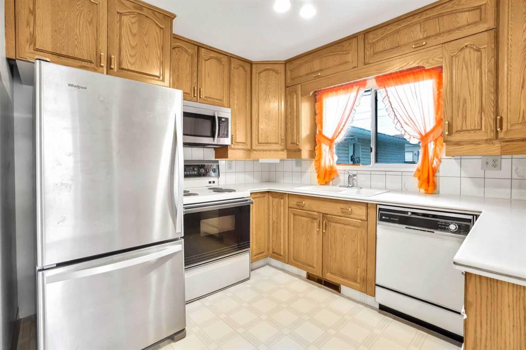 53 Hollyburn Road Property Photo 10
