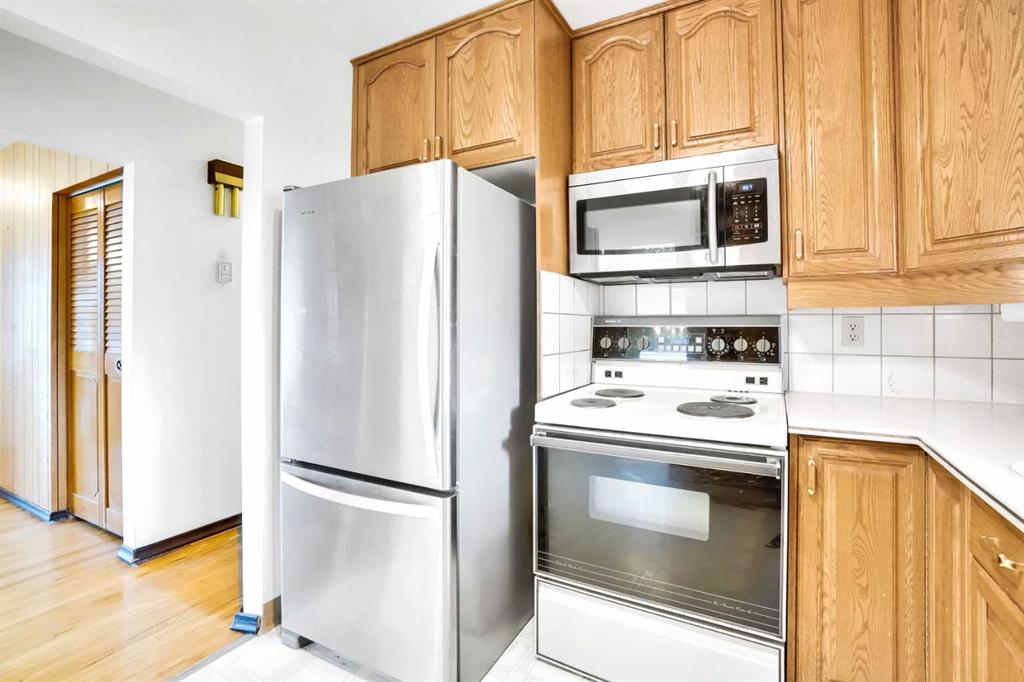 53 Hollyburn Road Property Photo 13
