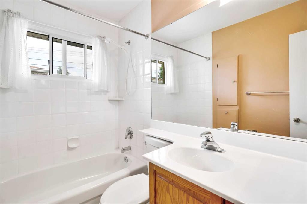 53 Hollyburn Road Property Photo 17