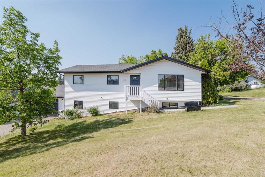 2102 24 Avenue Property Photo 1