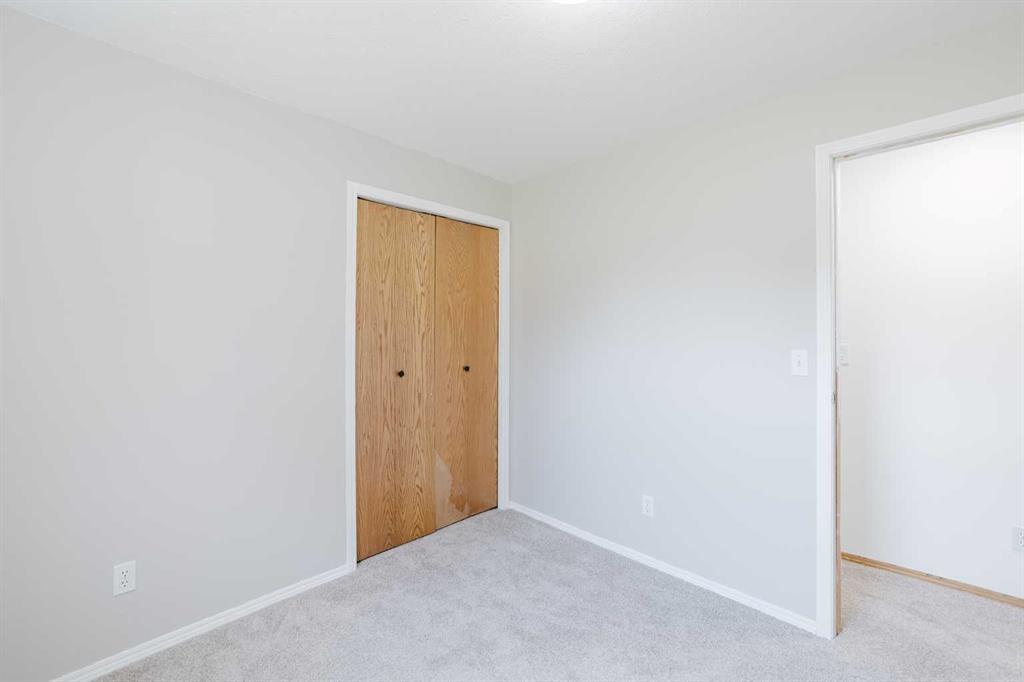 2102 24 Avenue Property Photo 32