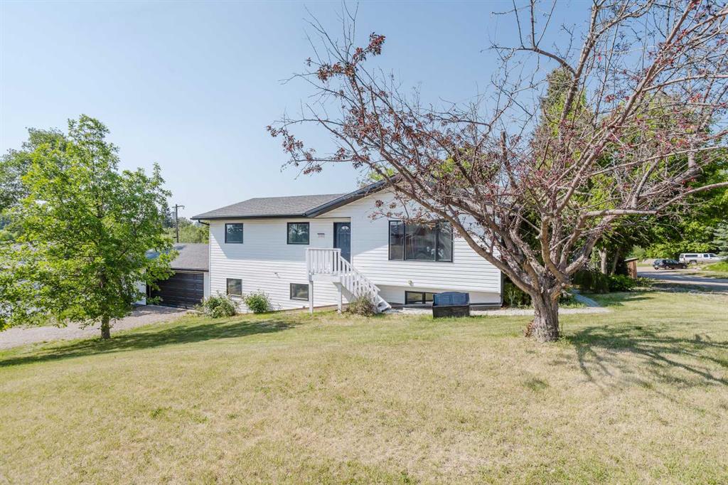 2102 24 Avenue Property Photo 45