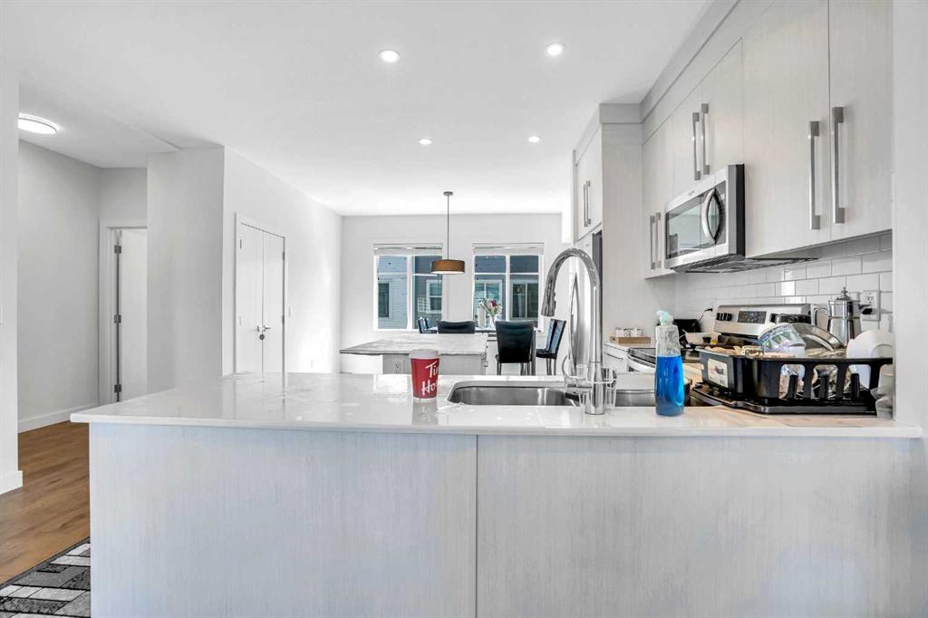 124 Savanna Street Property Photo 6