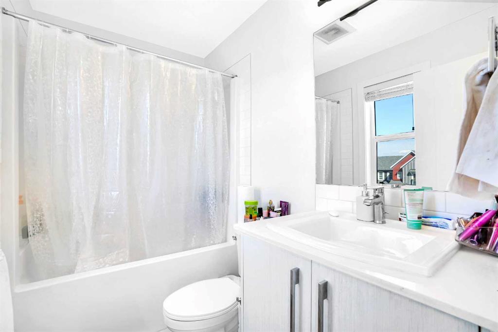 124 Savanna Street Property Photo 32