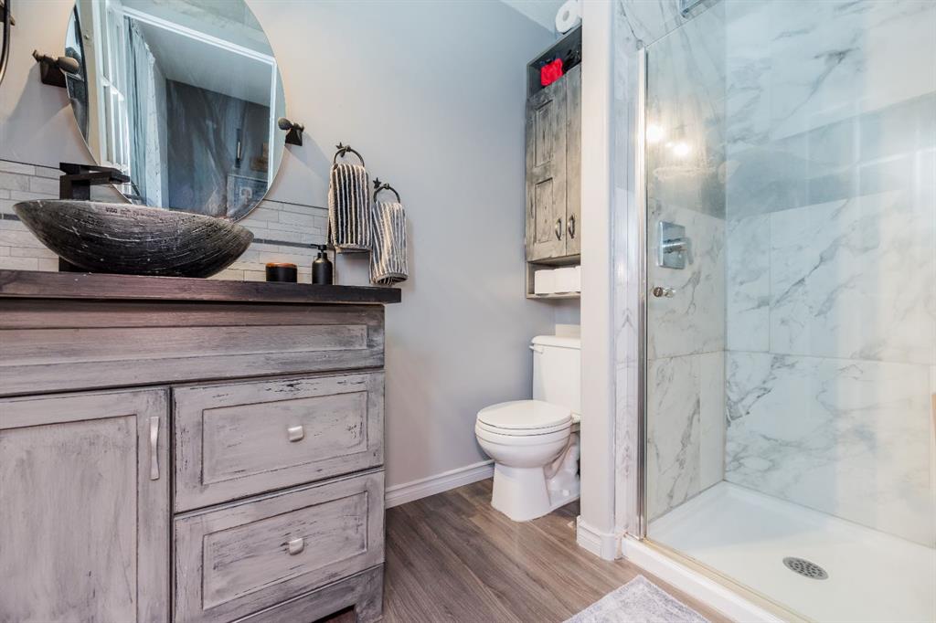7601 Michaelis Boulevard Property Photo 18