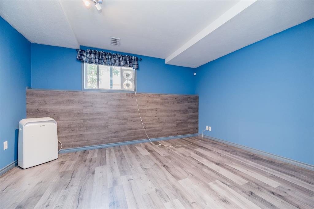 7601 Michaelis Boulevard Property Photo 19