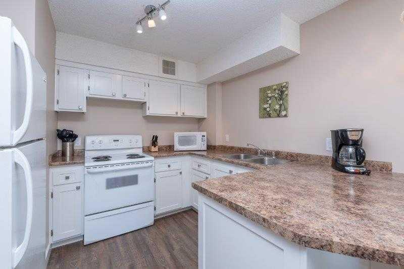 738 3 Avenue 905 Property Photo 3