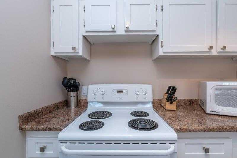 738 3 Avenue 905 Property Photo 4