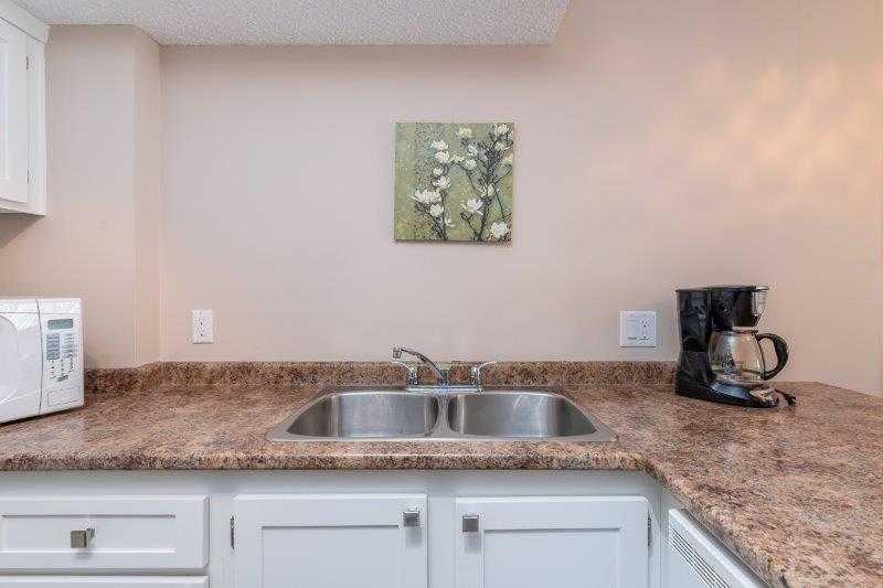738 3 Avenue 905 Property Photo 5