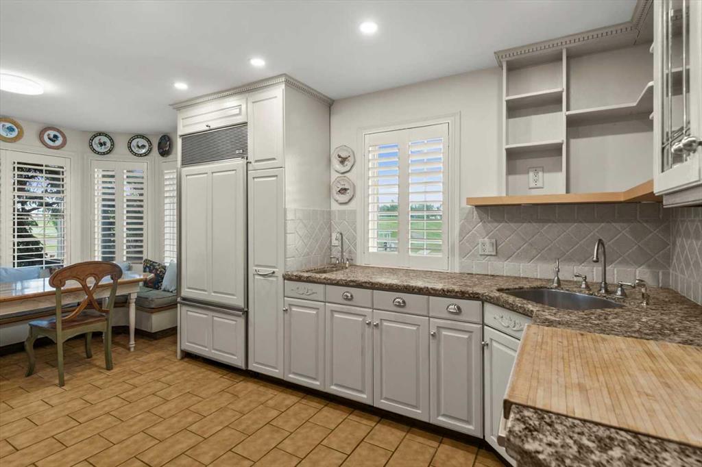 6 Douglasbank Drive Property Photo 13