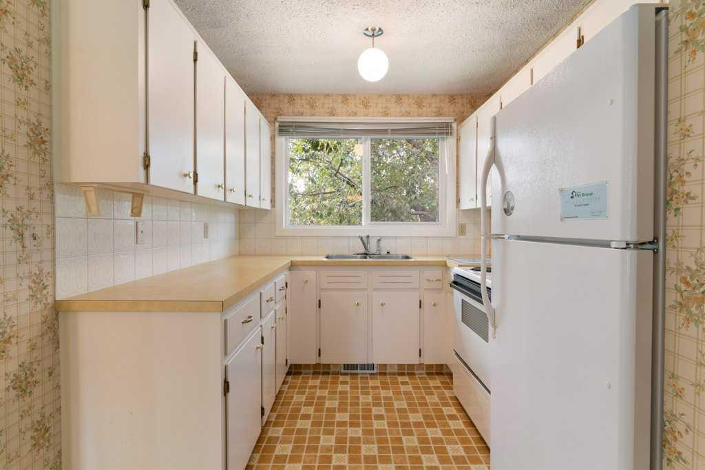 2015 2 Avenue 1 Property Photo 12