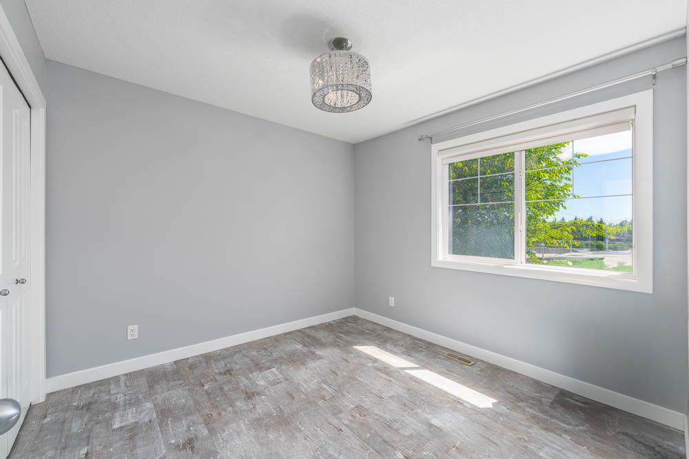 334c Silvergrove Place Property Photo 17