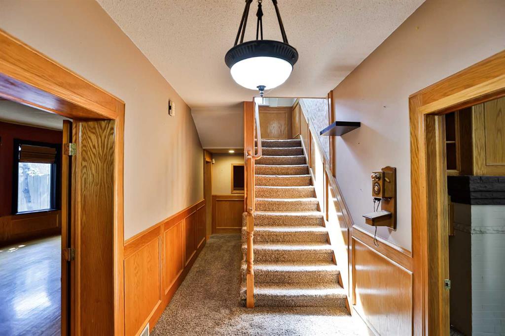 326 12 Street Property Photo 3