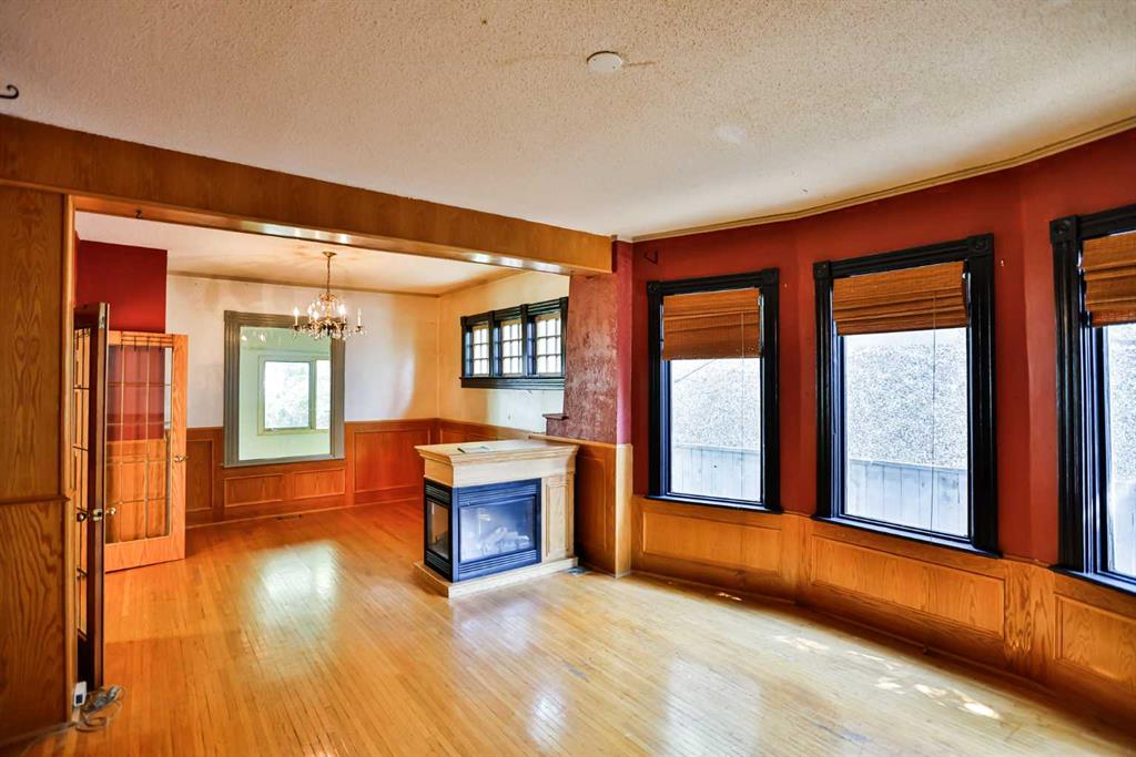 326 12 Street Property Photo 5