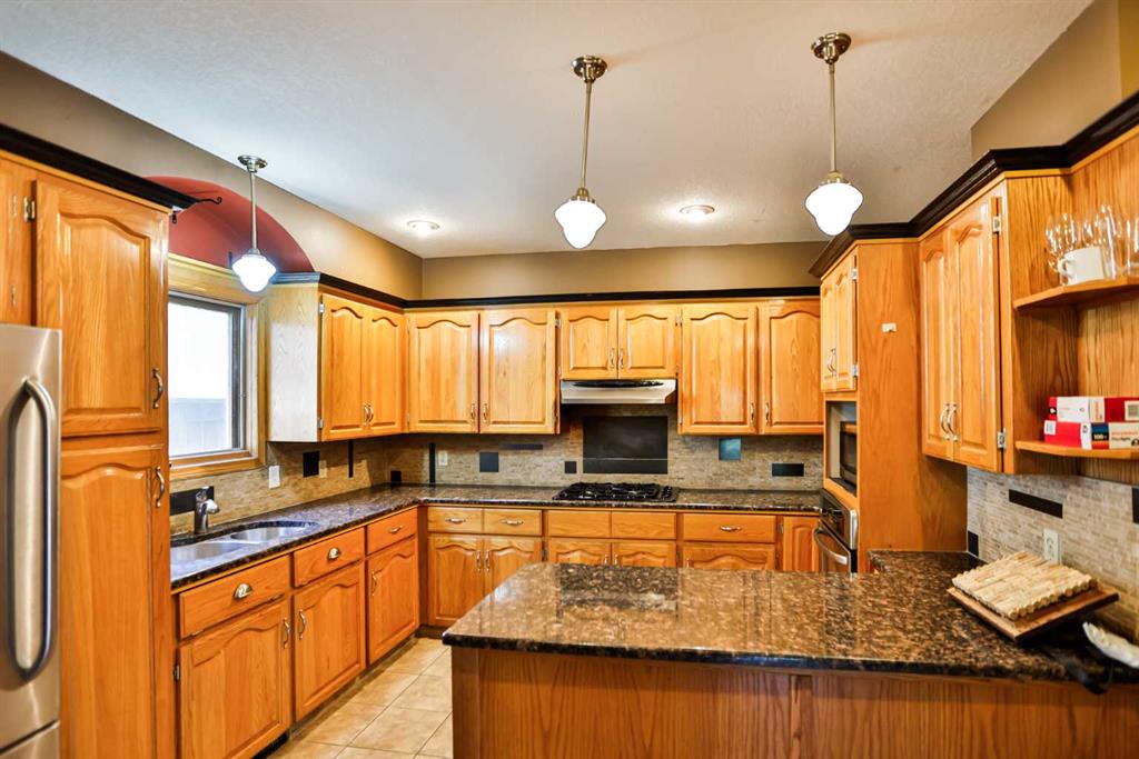 326 12 Street Property Photo 9