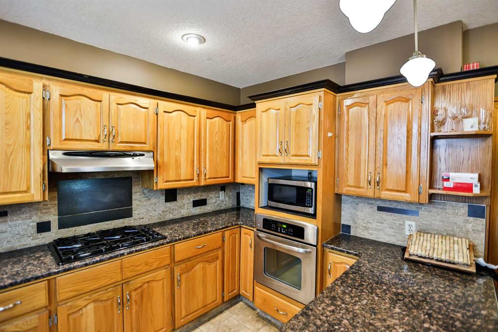 326 12 Street Property Photo 10