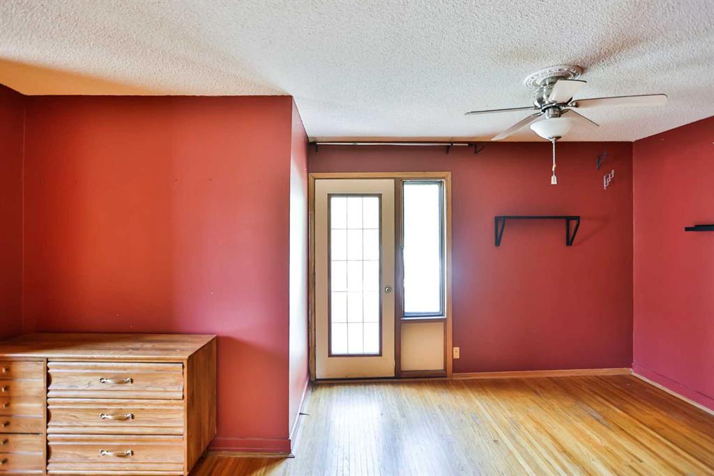 326 12 Street Property Photo 15