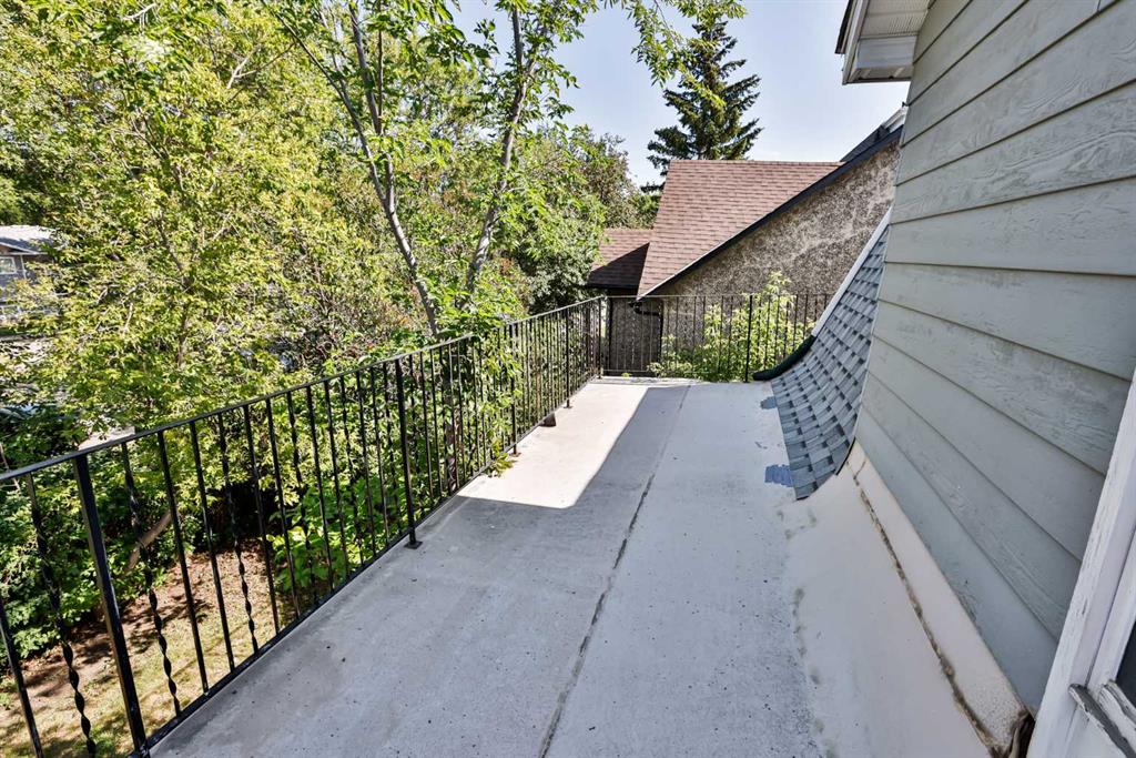 326 12 Street Property Photo 17