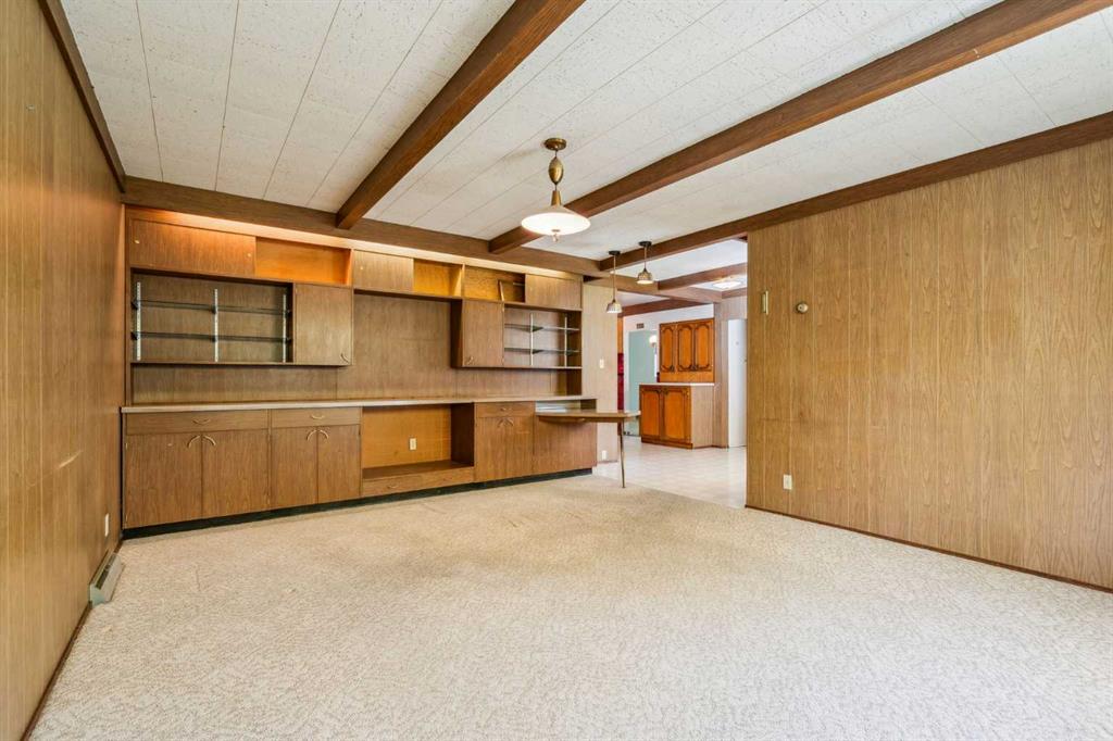 3039 26 Street Property Photo 14