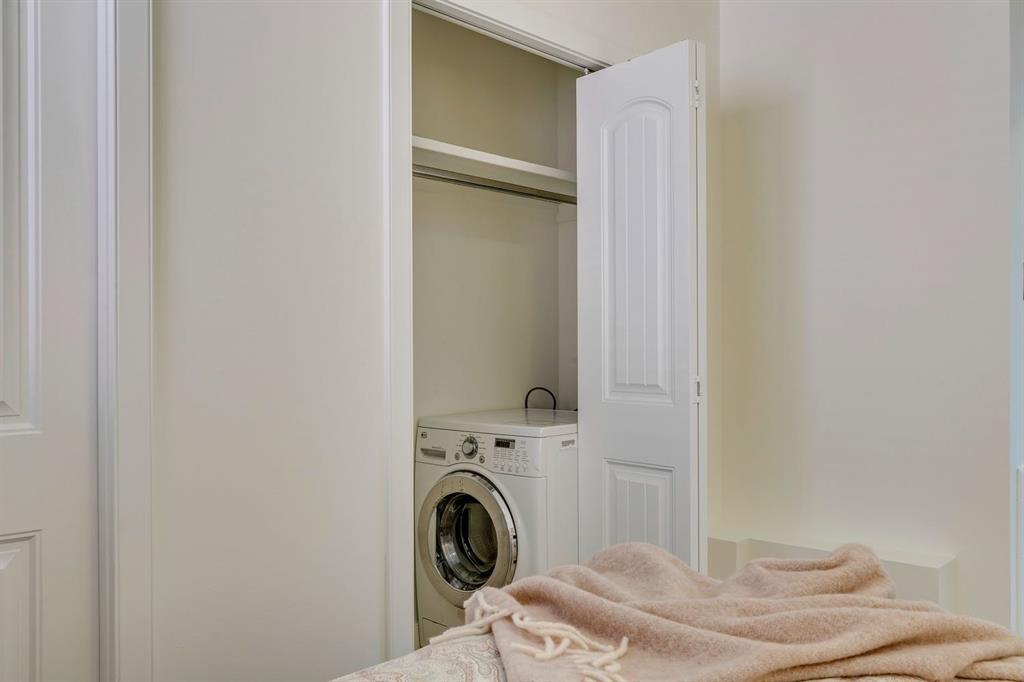 620 15 Avenue 304 Property Photo 25