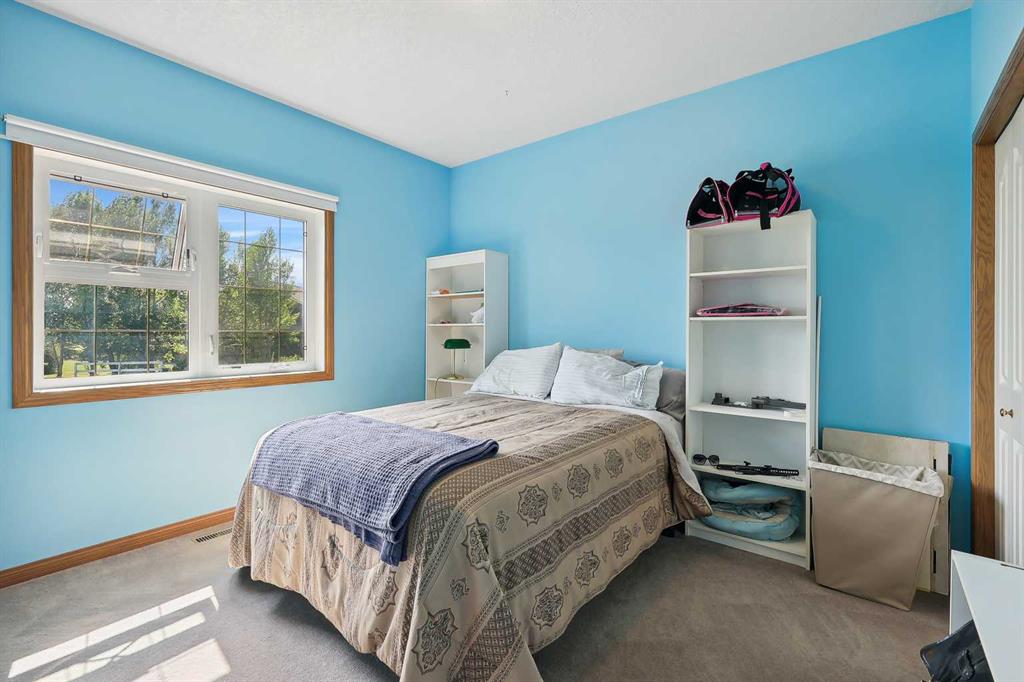 220 Country Lane Drive Property Photo 28