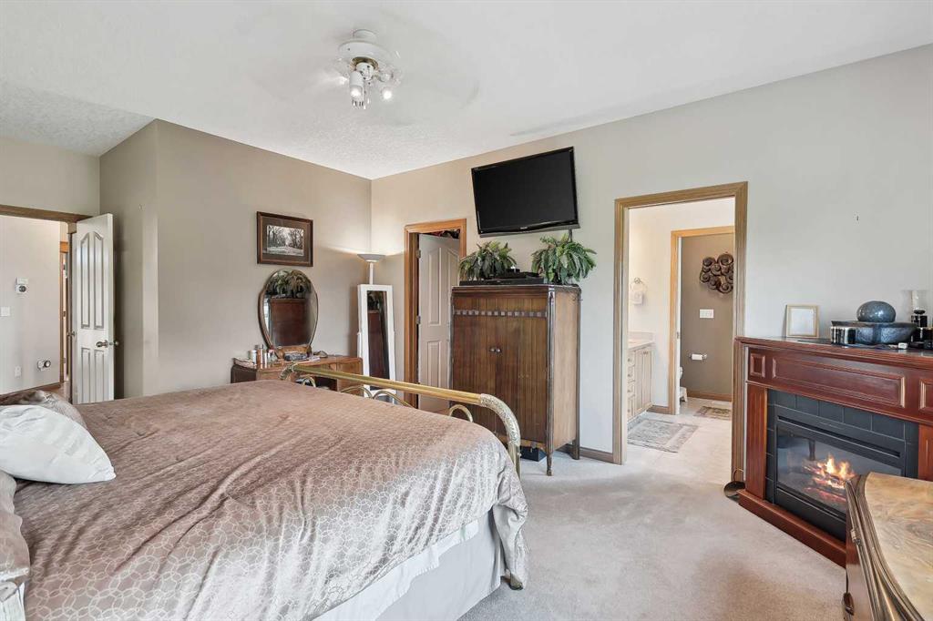 220 Country Lane Drive Property Photo 30