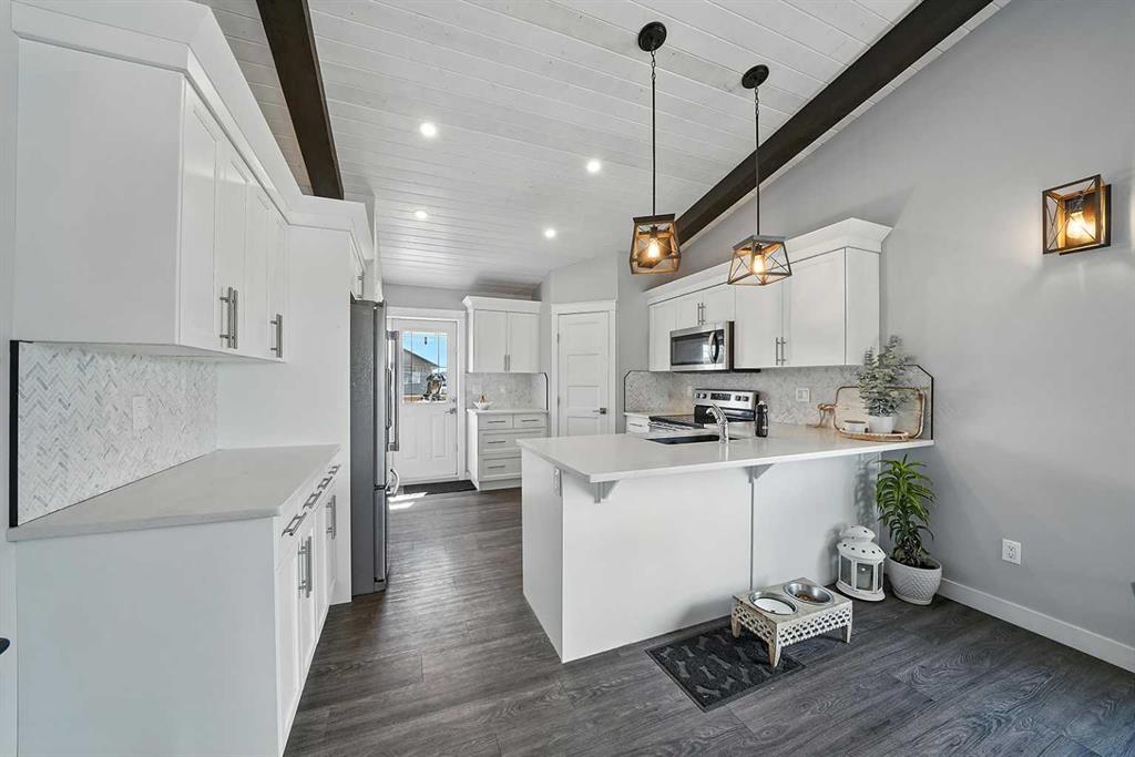 5 Mackenzie Avenue Property Photo 4